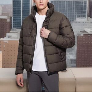 GUESS Men's Size Small Ald Stand Collar Quilt Puffer Jacket. Brown. New with tag